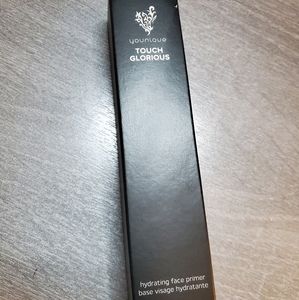 Younique Touch Glorious Hydrating Face Primer